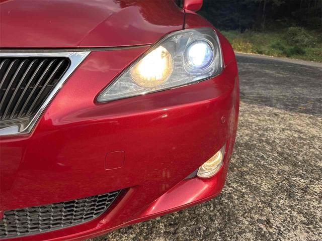 IS IS250 バージョンL ETC クリアランスソナー オートクルーズコントロール バックカメラ ナビ アルミホイール HID サンルーフ AT スマートキー 電動格納ミラー 盗難防止システム パワーシート CD MD USB(23枚目)