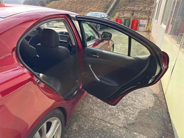 IS IS250 バージョンL ETC クリアランスソナー オートクルーズコントロール バックカメラ ナビ アルミホイール HID サンルーフ AT スマートキー 電動格納ミラー 盗難防止システム パワーシート CD MD USB(31枚目)