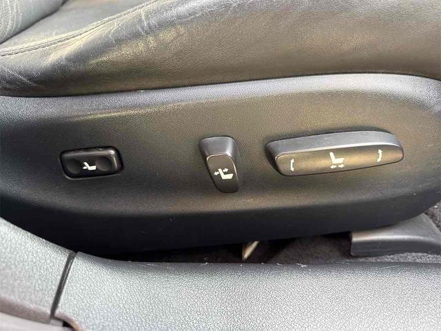 IS IS250 バージョンL ETC クリアランスソナー オートクルーズコントロール バックカメラ ナビ アルミホイール HID サンルーフ AT スマートキー 電動格納ミラー 盗難防止システム パワーシート CD MD USB(37枚目)