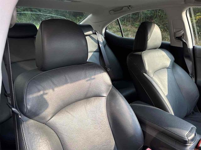 IS IS250 バージョンL ETC クリアランスソナー オートクルーズコントロール バックカメラ ナビ アルミホイール HID サンルーフ AT スマートキー 電動格納ミラー 盗難防止システム パワーシート CD MD USB(38枚目)