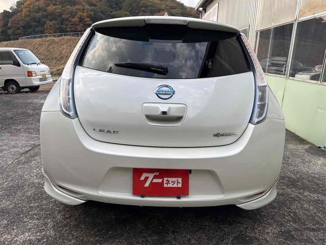 リーフ Ｇ　バックカメラ　ナビ　ＴＶ　オートクルーズコントロール　アルミホイール　スマートキー　電動格納ミラー　シートヒーター　ＣＶＴ　盗難防止システム　衝突安全ボディ　記録簿　ＡＢＳ　ＥＳＣ　ＣＤ（14枚目）
