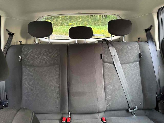 リーフ Ｇ　バックカメラ　ナビ　ＴＶ　オートクルーズコントロール　アルミホイール　スマートキー　電動格納ミラー　シートヒーター　ＣＶＴ　盗難防止システム　衝突安全ボディ　記録簿　ＡＢＳ　ＥＳＣ　ＣＤ（45枚目）