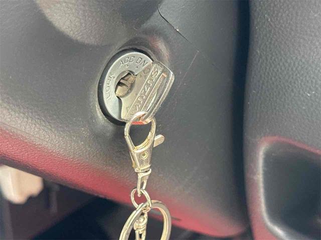 キャリイトラック KCエアコン・パワステ 軽トラック 三方開 MT エアコン パワーステアリング 記録簿(8枚目)