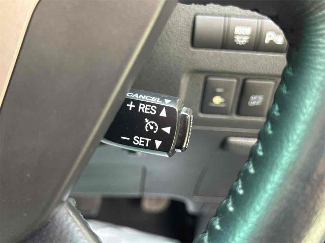 ヴェルファイアハイブリッド ZR 4WD ハイブリッド ETC バックカメラ ナビ TV 両側電動スライドドア クリアランスソナー オートクルーズコントロール オートライト HID パワーシート スマートキー 電動格納ミラー CVT(10枚目)