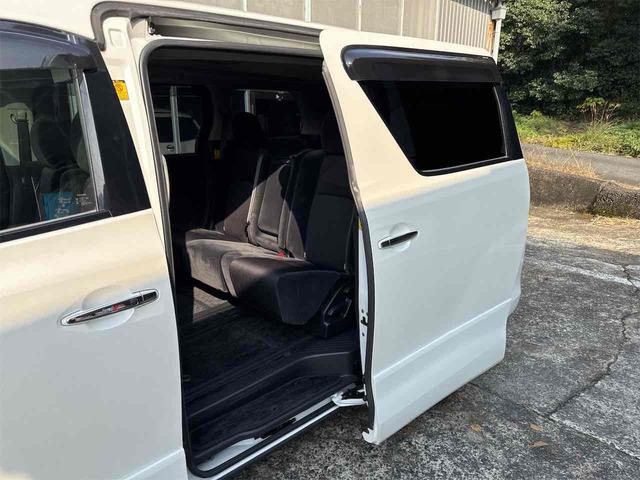 ヴェルファイア 2.4X ETC バックカメラ ナビ TV クリアランスソナー 両側電動スライドドア オートライト HID サンルーフ スマートキー 電動格納ミラー 後席モニター 3列シート CVT アルミホイール CD(32枚目)