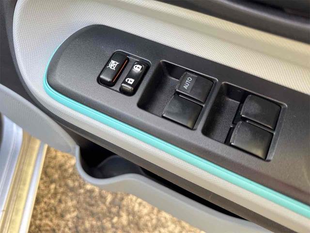 アクア Ｓ　ＥＴＣ　アルミホイール　スマートキー　電動格納ミラー　ＣＶＴ　衝突安全ボディ　ＡＢＳ　ＥＳＣ　エアコン　パワーステアリング　パワーウィンドウ（8枚目）