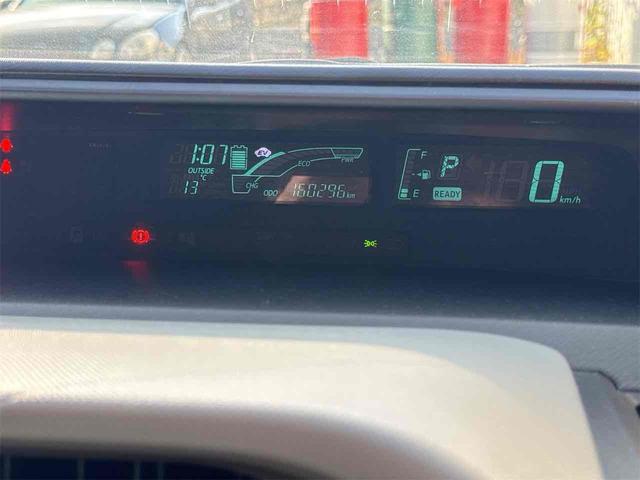 アクア Ｓ　ＥＴＣ　アルミホイール　スマートキー　電動格納ミラー　ＣＶＴ　衝突安全ボディ　ＡＢＳ　ＥＳＣ　エアコン　パワーステアリング　パワーウィンドウ（32枚目）