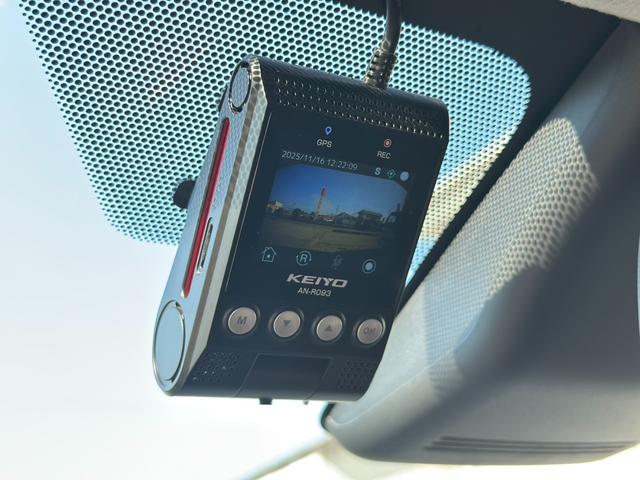 前後方ドライブレコーダー★ドラレコは今やマストのアイテムですね。万が一の時、あなたの味方となってくれるかもしれません・・・