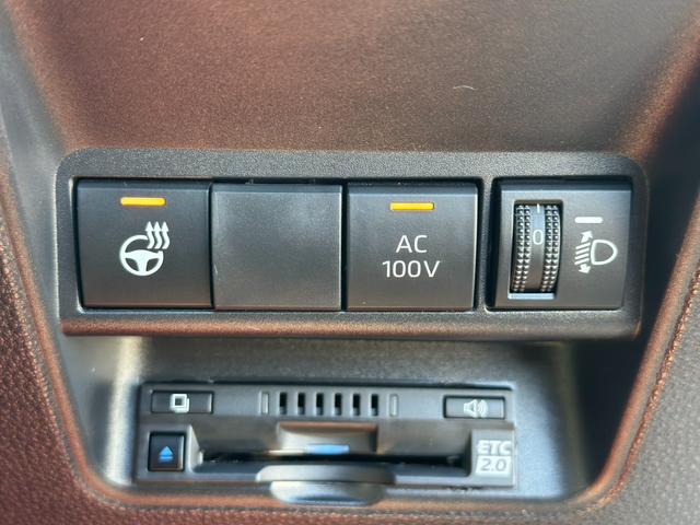 メーカーオプションのステアリングヒーターが装着されています♪