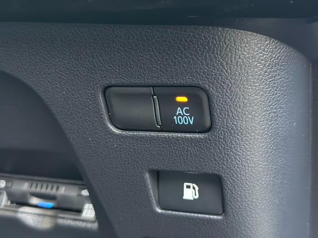 プリウス Ａプレミアム　サンルーフ　１１．６型ナビ　ＪＢＬプレミアムサウンド　ワイヤレス充電　ＩＴＳコネクト　モデリスタフルエアロ　ＴＲＤ１８インチアルミ　シートヒーター＆シートベンチレーション　リバース連動ミラー　禁煙車（17枚目）