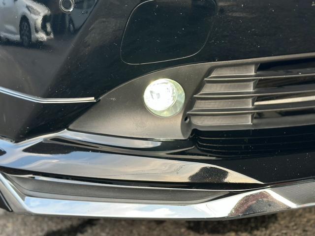 プリウス Ａプレミアム　サンルーフ　１１．６型ナビ　ＪＢＬプレミアムサウンド　ワイヤレス充電　ＩＴＳコネクト　モデリスタフルエアロ　ＴＲＤ１８インチアルミ　シートヒーター＆シートベンチレーション　リバース連動ミラー　禁煙車（34枚目）