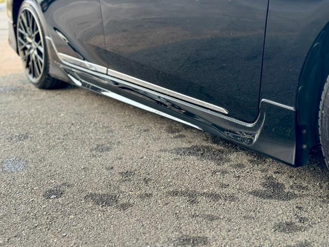 プリウス Ａプレミアム　サンルーフ　１１．６型ナビ　ＪＢＬプレミアムサウンド　ワイヤレス充電　ＩＴＳコネクト　モデリスタフルエアロ　ＴＲＤ１８インチアルミ　シートヒーター＆シートベンチレーション　リバース連動ミラー　禁煙車（38枚目）