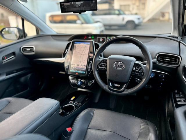 プリウス Ａプレミアム　サンルーフ　１１．６型ナビ　ＪＢＬプレミアムサウンド　ワイヤレス充電　ＩＴＳコネクト　モデリスタフルエアロ　ＴＲＤ１８インチアルミ　シートヒーター＆シートベンチレーション　リバース連動ミラー　禁煙車（47枚目）