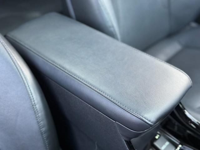 プリウス Ａプレミアム　サンルーフ　１１．６型ナビ　ＪＢＬプレミアムサウンド　ワイヤレス充電　ＩＴＳコネクト　モデリスタフルエアロ　ＴＲＤ１８インチアルミ　シートヒーター＆シートベンチレーション　リバース連動ミラー　禁煙車（60枚目）