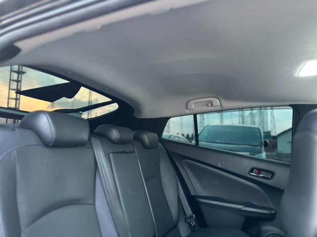 プリウス Ａプレミアム　サンルーフ　１１．６型ナビ　ＪＢＬプレミアムサウンド　ワイヤレス充電　ＩＴＳコネクト　モデリスタフルエアロ　ＴＲＤ１８インチアルミ　シートヒーター＆シートベンチレーション　リバース連動ミラー　禁煙車（71枚目）