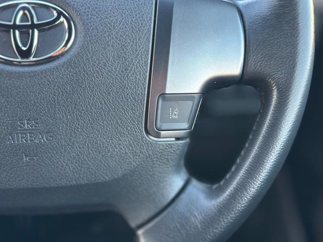 ハイエースバン スーパーＧＬ　５０ＴＨ　アニバーサリーリミテッド　ガソリンモデル　寒冷地仕様　リヤフォグランプ　ＴＲＤフルエアロ　パワースライドドア　フローティングナビ　ＴＶ　バックカメラ　ＥＴＣ　スマートキー　トヨタセーフティセンス　リヤコーナーセンサー　禁煙車（43枚目）