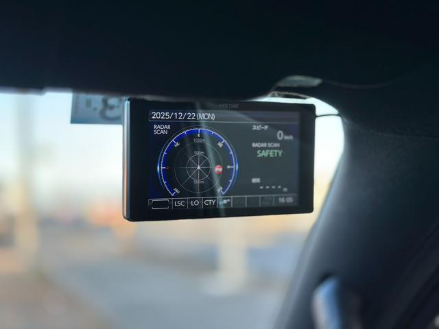 ハイエースバン スーパーＧＬ　５０ＴＨ　アニバーサリーリミテッド　ガソリンモデル　寒冷地仕様　リヤフォグランプ　ＴＲＤフルエアロ　パワースライドドア　フローティングナビ　ＴＶ　バックカメラ　ＥＴＣ　スマートキー　トヨタセーフティセンス　リヤコーナーセンサー　禁煙車（48枚目）