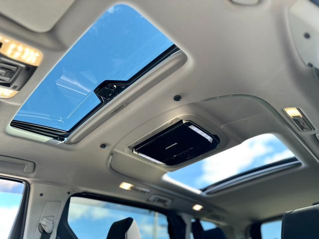 ヴェルファイア ２．５Ｚ　８人乗り／サンルーフ／１０型ナビ／ＴＶ／Ｂｌｕｅｔｏｏｔｈ／ＥＴＣ／１２．８型後席モニター／両側パワースライドドア／バックドアイージークローザー／スマートキー２本／ワンオーナー／記録簿／禁煙車（4枚目）