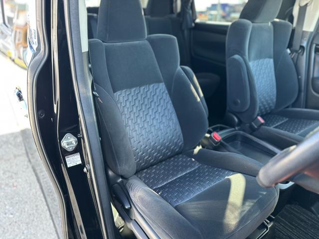 ヴェルファイア ２．５Ｚ　８人乗り／サンルーフ／１０型ナビ／ＴＶ／Ｂｌｕｅｔｏｏｔｈ／ＥＴＣ／１２．８型後席モニター／両側パワースライドドア／バックドアイージークローザー／スマートキー２本／ワンオーナー／記録簿／禁煙車（59枚目）