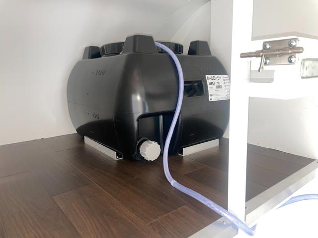 キャリイトラック 　トリパルキッチンカー　拡張型　２槽シンク　１００Ｌ給排水タンク　外部電源　　作業テーブル　ＥＴＣ（11枚目）