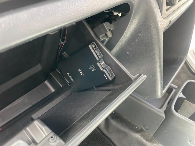 キャリイトラック 　トリパルキッチンカー　拡張型　２槽シンク　１００Ｌ給排水タンク　外部電源　　作業テーブル　ＥＴＣ（23枚目）