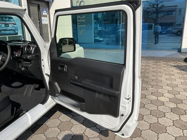 ジムニー ＸＣ　届出済未未使用車　４型　リアセンサー　スズキセーフティ　ステアリングスイッチ（15枚目）