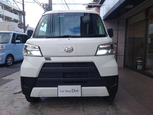 ハイゼットカーゴ スペシャルSAIII 10インチディスプレーオーディオ・Bluetooth・バックカメラ・LEDライト・オートライト・オートハイビーム・アイドリングSTOP・衝突軽減ブレーキ・車線逸脱警報・リヤソナー・キーレス&スペア(2枚目)