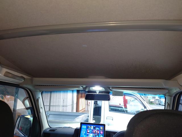 ハイゼットカーゴ スペシャルSAIII 10インチディスプレーオーディオ・Bluetooth・バックカメラ・LEDライト・オートライト・オートハイビーム・アイドリングSTOP・衝突軽減ブレーキ・車線逸脱警報・リヤソナー・キーレス&スペア(30枚目)