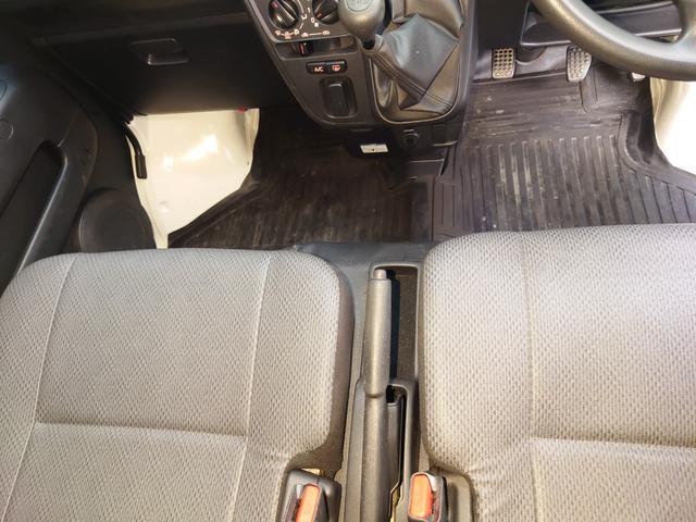 ハイゼットカーゴ スペシャルSAIII 10インチディスプレーオーディオ・Bluetooth・バックカメラ・LEDライト・オートライト・オートハイビーム・アイドリングSTOP・衝突軽減ブレーキ・車線逸脱警報・リヤソナー・キーレス&スペア(31枚目)