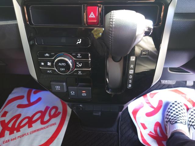 ルーミー カスタムG 1オーナー・純正ナビ(地デジ・Bluetooth・DVD)・パノラミックビュー全方位カメラ・ETC2.0・両側パワースライド・クリアランスソナー・セーフティセンス・インテリアイルミ・スマートキーX2(11枚目)