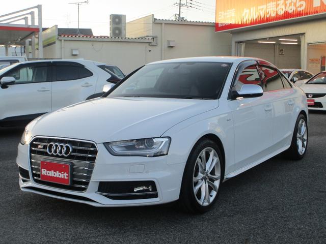 Ｓ４ ベースグレード　３．０クアトロ／４ＷＤ／レザーシート／メーカーナビ／バックカメラ／アウディドライブセレクト／クルコン／シートヒーター／（7枚目）