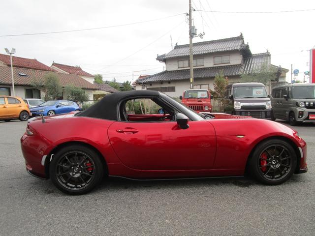 ロードスター RS /メーカーナビ/フルセグTV/バックカメラ/iアクティブセンス/BSM/BOSEサウンド/レカロ製専用シート/OPフルエアロ、アルカンターラ内装パネル、ブレンボキャリパー、レイズAW/社外車高調/(9枚目)