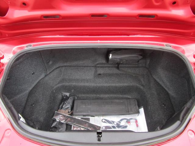 ロードスター RS /メーカーナビ/フルセグTV/バックカメラ/iアクティブセンス/BSM/BOSEサウンド/レカロ製専用シート/OPフルエアロ、アルカンターラ内装パネル、ブレンボキャリパー、レイズAW/社外車高調/(23枚目)