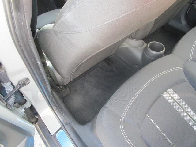 ＭＩＮＩ クーパーＳ　／純正ナビ／エキサイトメントパッケージ／クロムラインエクステリア／パフォーマンスコントロール／スポーツシート／オンボードコンピュータ／（23枚目）