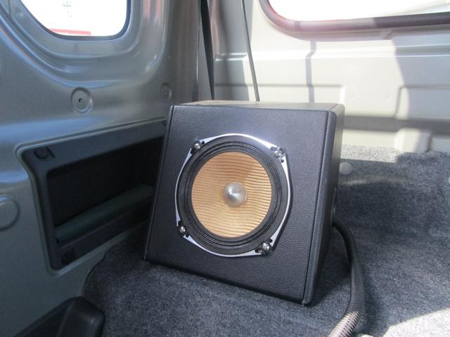 スーパーキャリイ Ｘ　４ＷＤ／リフトアップ／バンパーガード／デフロック／ブレーキサポート／作業灯／リアオーバーフェンダー／キーレス／（27枚目）