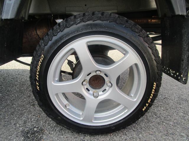 スーパーキャリイ Ｘ　４ＷＤ／リフトアップ／バンパーガード／デフロック／ブレーキサポート／作業灯／リアオーバーフェンダー／キーレス／（30枚目）