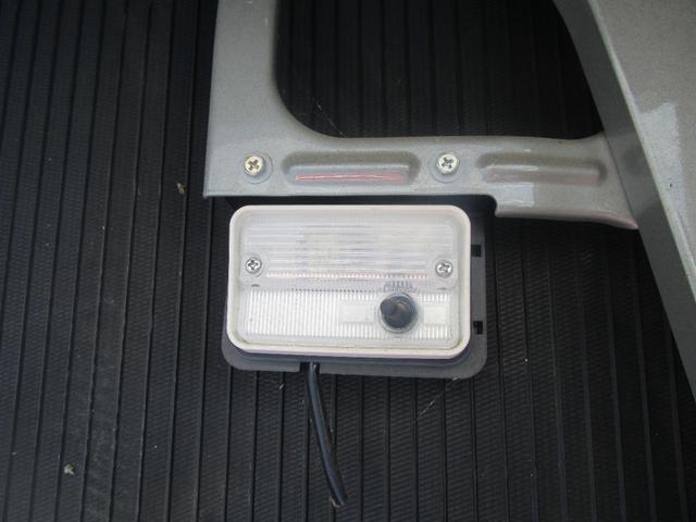 スーパーキャリイ Ｘ　４ＷＤ／リフトアップ／バンパーガード／デフロック／ブレーキサポート／作業灯／リアオーバーフェンダー／キーレス／（37枚目）