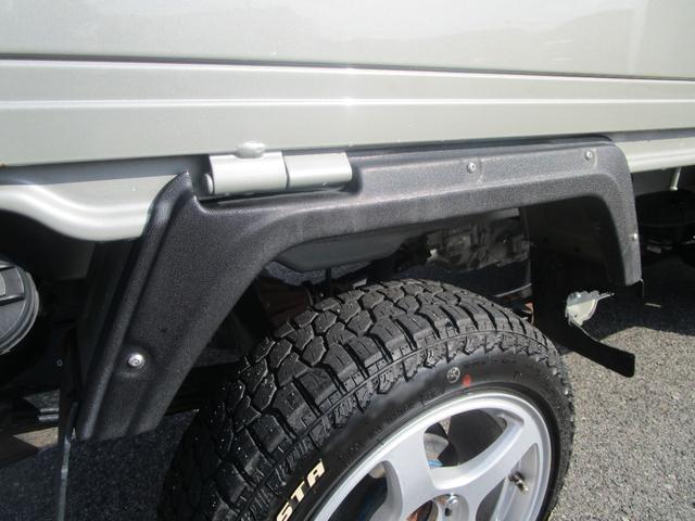 スーパーキャリイ Ｘ　４ＷＤ／リフトアップ／バンパーガード／デフロック／ブレーキサポート／作業灯／リアオーバーフェンダー／キーレス／（40枚目）