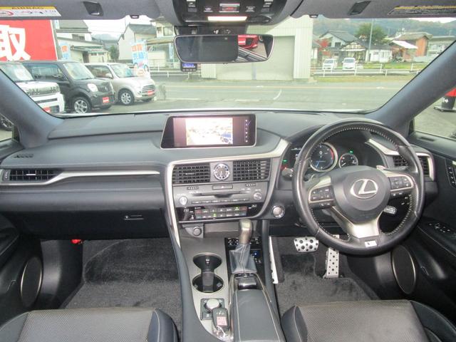 ＲＸ ＲＸ２００ｔ　Ｆスポーツ　／メーカーナビ／フルセグＴＶ／パノラミックビューモニター／ブレーキサポート／ＢＳＭ／ＲＣＴＡ／ＨＵＤ／ステアリングヒーター／サンルーフ／（28枚目）