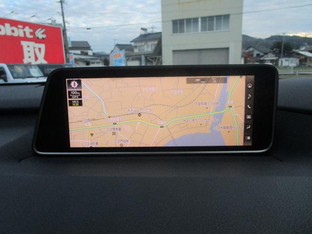 ＲＸ ＲＸ２００ｔ　Ｆスポーツ　／メーカーナビ／フルセグＴＶ／パノラミックビューモニター／ブレーキサポート／ＢＳＭ／ＲＣＴＡ／ＨＵＤ／ステアリングヒーター／サンルーフ／（32枚目）