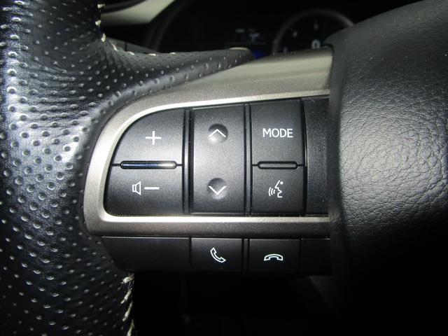 ＲＸ ＲＸ２００ｔ　Ｆスポーツ　／メーカーナビ／フルセグＴＶ／パノラミックビューモニター／ブレーキサポート／ＢＳＭ／ＲＣＴＡ／ＨＵＤ／ステアリングヒーター／サンルーフ／（38枚目）