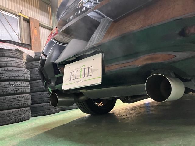 スカイライン ３７０ＧＴ　タイプＳ　ＢＢＳ１９インチアルミ　車検適応フジツボマフラー　ハーフレザーシート　純正ナビ　地デジＴＶ　サイド・バックカメラ　ＥＴＣ　キセノン　スマートキー　プッシュスタート　パワーシート　パドルシフト（12枚目）