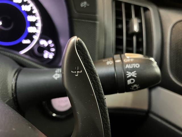 スカイライン ３７０ＧＴ　タイプＳ　ＢＢＳ１９インチアルミ　車検適応フジツボマフラー　ハーフレザーシート　純正ナビ　地デジＴＶ　サイド・バックカメラ　ＥＴＣ　キセノン　スマートキー　プッシュスタート　パワーシート　パドルシフト（15枚目）