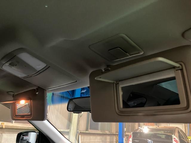 スカイライン ３７０ＧＴ　タイプＳ　ＢＢＳ１９インチアルミ　車検適応フジツボマフラー　ハーフレザーシート　純正ナビ　地デジＴＶ　サイド・バックカメラ　ＥＴＣ　キセノン　スマートキー　プッシュスタート　パワーシート　パドルシフト（36枚目）