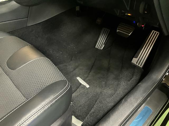 スカイライン ３７０ＧＴ　タイプＳ　ＢＢＳ１９インチアルミ　車検適応フジツボマフラー　ハーフレザーシート　純正ナビ　地デジＴＶ　サイド・バックカメラ　ＥＴＣ　キセノン　スマートキー　プッシュスタート　パワーシート　パドルシフト（41枚目）