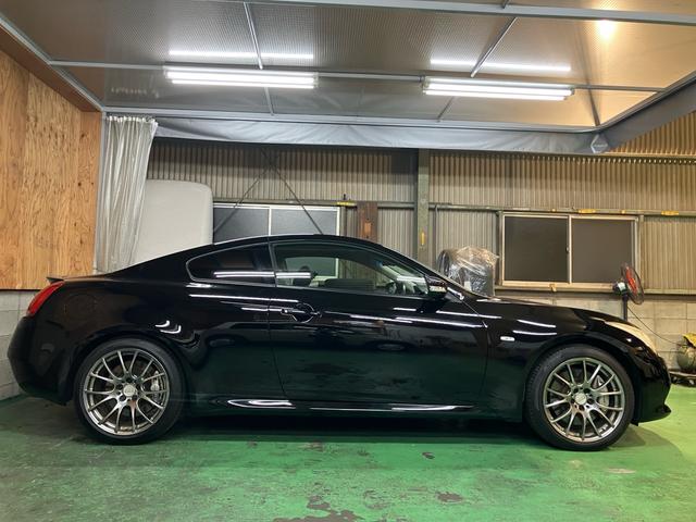 スカイライン ３７０ＧＴ　タイプＳ　ＢＢＳ１９インチアルミ　車検適応フジツボマフラー　ハーフレザーシート　純正ナビ　地デジＴＶ　サイド・バックカメラ　ＥＴＣ　キセノン　スマートキー　プッシュスタート　パワーシート　パドルシフト（46枚目）