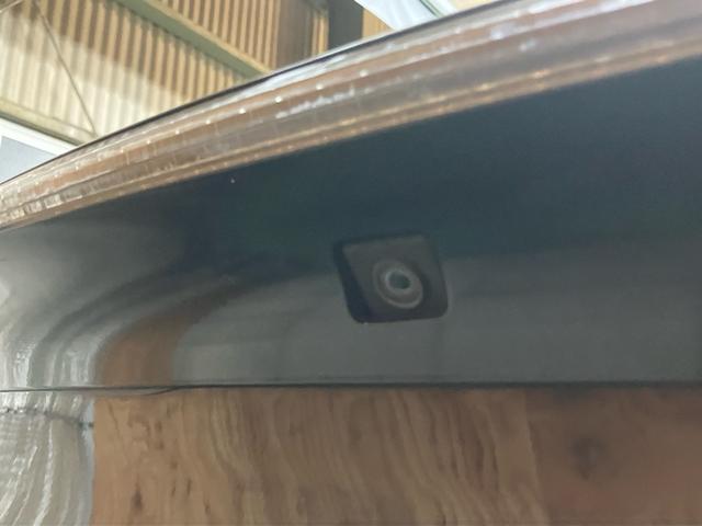 スカイライン ３７０ＧＴ　タイプＳ　ＢＢＳ１９インチアルミ　車検適応フジツボマフラー　ハーフレザーシート　純正ナビ　地デジＴＶ　サイド・バックカメラ　ＥＴＣ　キセノン　スマートキー　プッシュスタート　パワーシート　パドルシフト（64枚目）