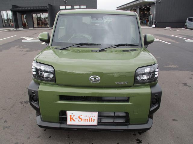 X 4WD プッシュスタート オートエアコン 電動格納式ミラー アイドリングストップ 電動パーキングブレーキ オートブレーキホールド 衝突軽減ブレーキ(3枚目)