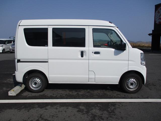 日産 ＮＶ１００クリッパーバン