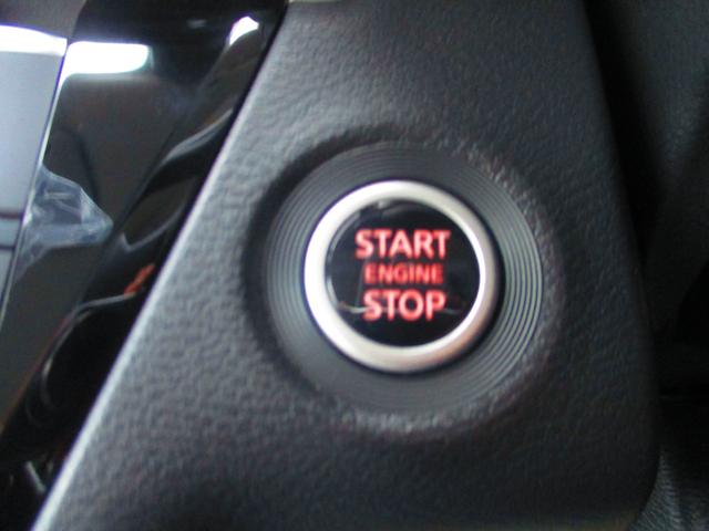 デリカミニ Ｔ　プレミアム　踏み間違い　車線逸脱警告　ＬＥＤヘッド　バックモニター　Ｉ－ＳＴＯＰ　セキュリティ　オートエアコン　オートクルーズ　キーレス　パワステ　エアバッグ　ＡＢＳ　シートヒーター　ベンチシート（15枚目）